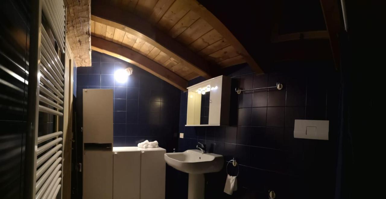 Farolfi Apartments Pepoli Bologna Kültér fotó