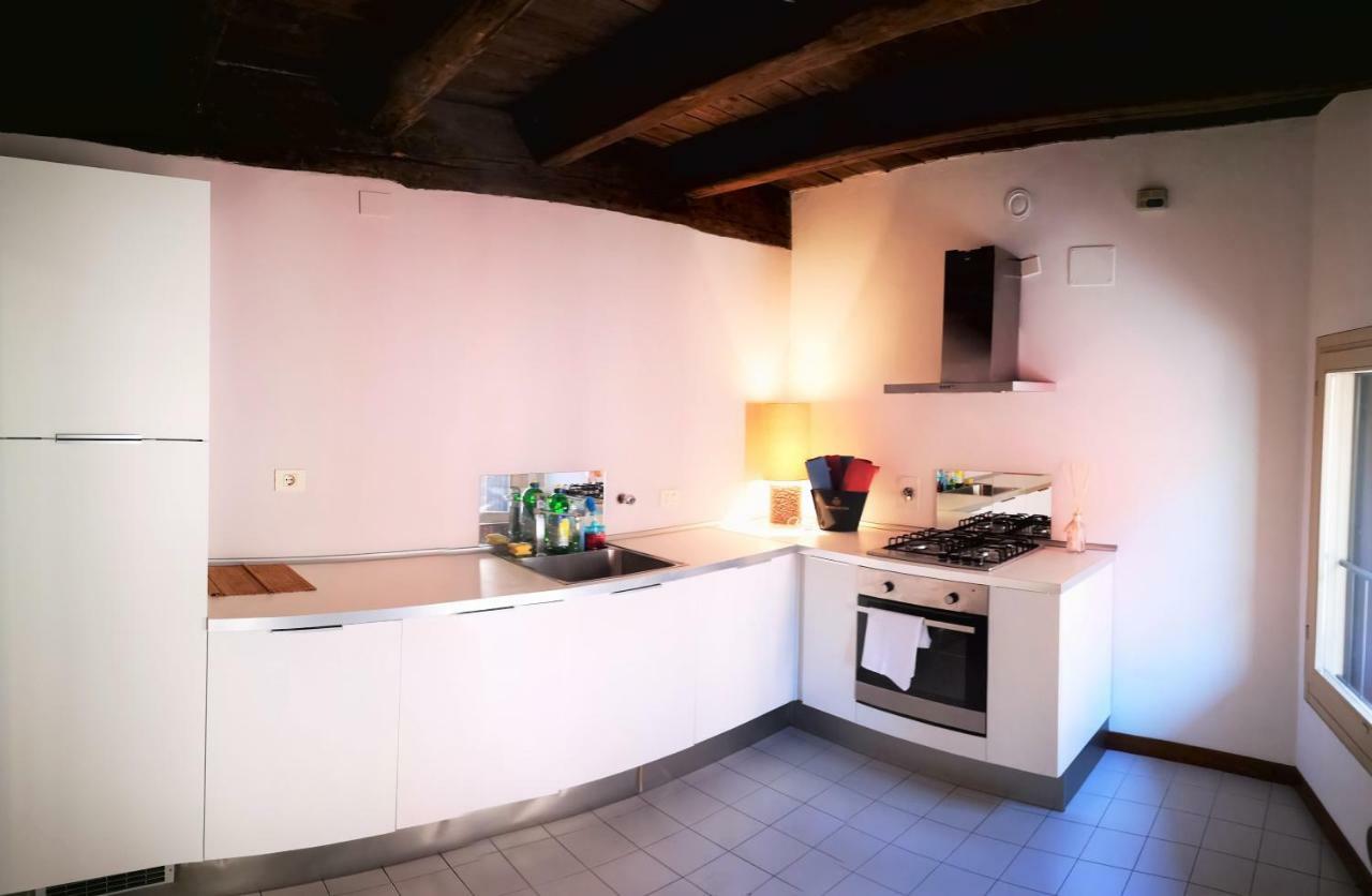 Farolfi Apartments Pepoli Bologna Kültér fotó